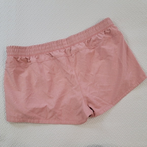 Adidas Aeroready Pacer Woven Grid Pattern Shorts Women's Size XL - Picture 2 of 11